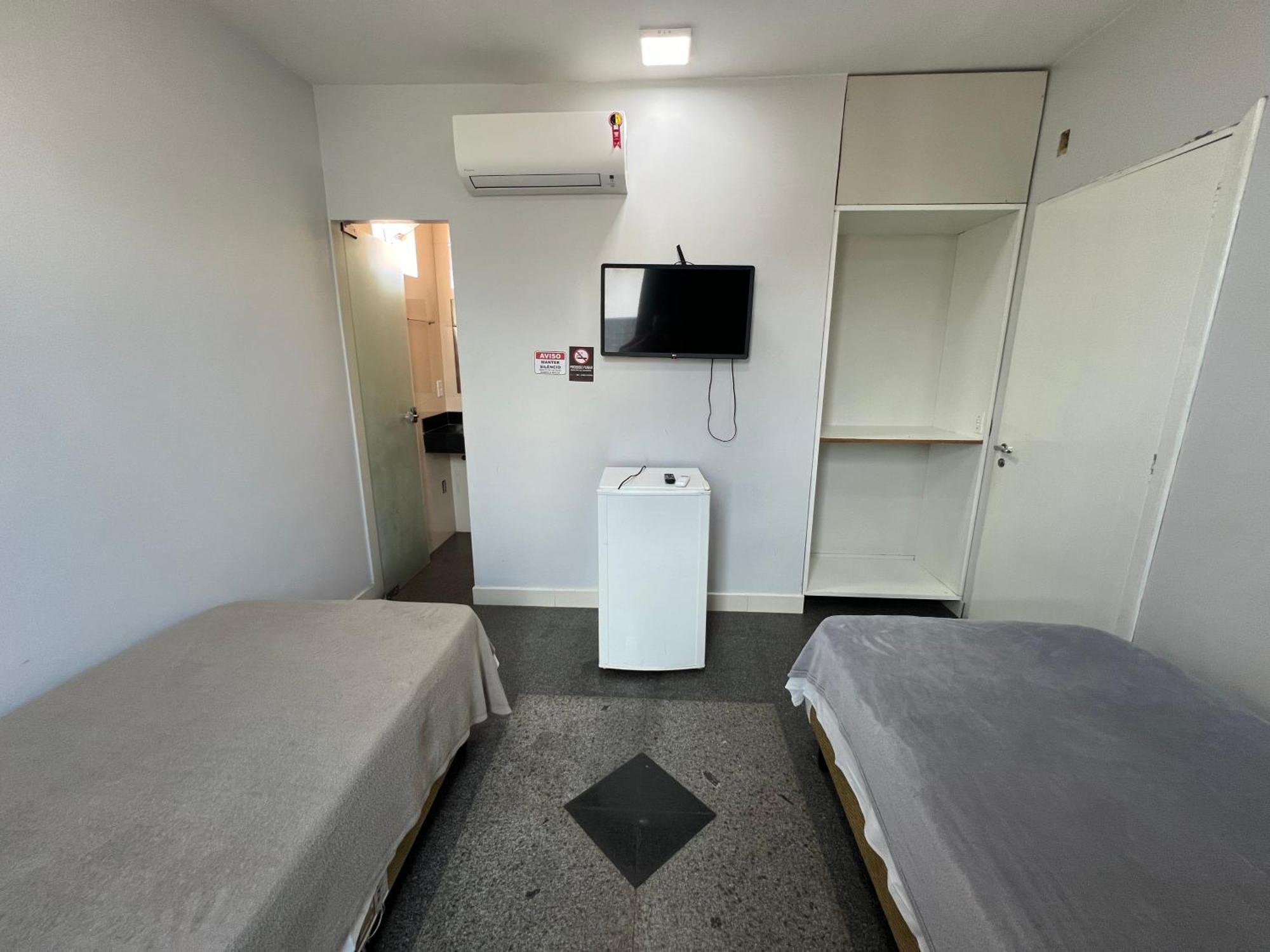 Hotel Brasilia - Centro Eksteriør billede